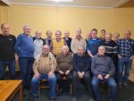 Stojící zleva:
OK1GI Vojta, OK2PGJ Jirka, OK1JSU Honza, OK1DPA Láďa, OK1UVU Mirek, OK1SPL Slava, OK1WSL Pepa, OK1VRW Luďěk, OK1MV Marek, Ondra syn OK1GI, OK1RM Mirek, OK1JHY Luboš, OK1II Honza
Sedící zleva:
OK1VOF Alex, OK1BLU Milan, OK1MWW Jirka, OK1MFS Franta
(1/1) Stojící zleva:
OK1GI Vojta, OK2PGJ Jirka, OK1JSU Honza, OK1DPA Láďa, OK1UVU Mirek, OK1SPL Slava, OK1WSL Pepa, OK1VRW Luďěk, OK1MV Marek, Ondra syn OK1GI, OK1RM Mirek, OK1JHY Luboš, OK1II Honza
Sedící zleva:
OK1VOF Alex, OK1BLU Milan, OK1MWW Jirka, OK1MFS Franta
(1/1)